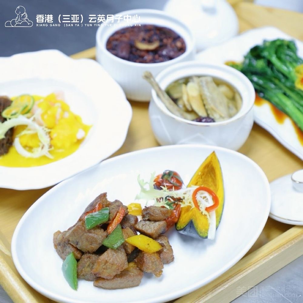Meal presentation with Hong Kong (Sanya) Yunying Postnatal Care Centre branding